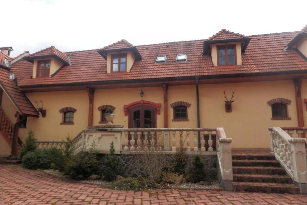 Zamecek Zdiky - Knizeci Apartman Bujanov Extérieur photo