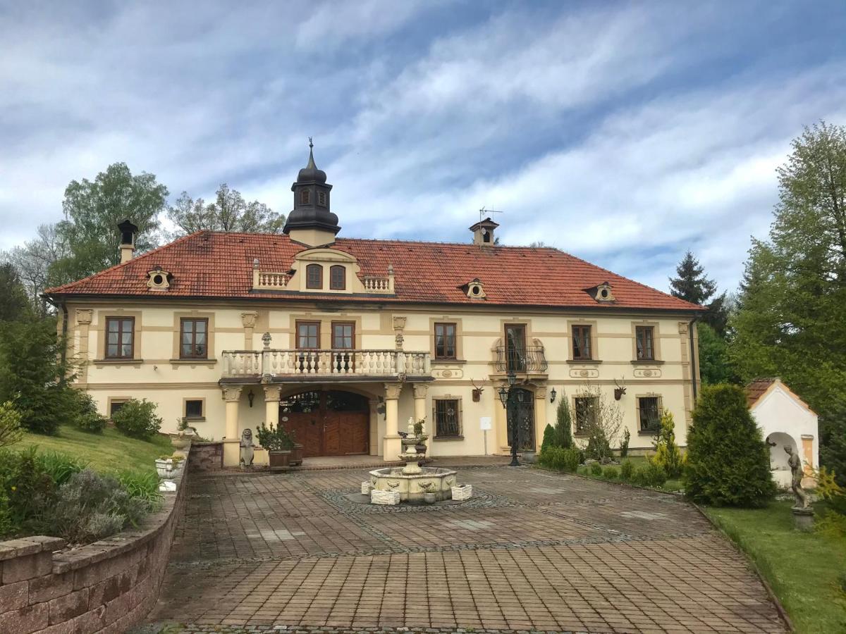 Zamecek Zdiky - Knizeci Apartman Bujanov Extérieur photo