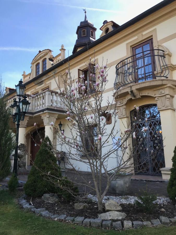 Zamecek Zdiky - Knizeci Apartman Bujanov Extérieur photo