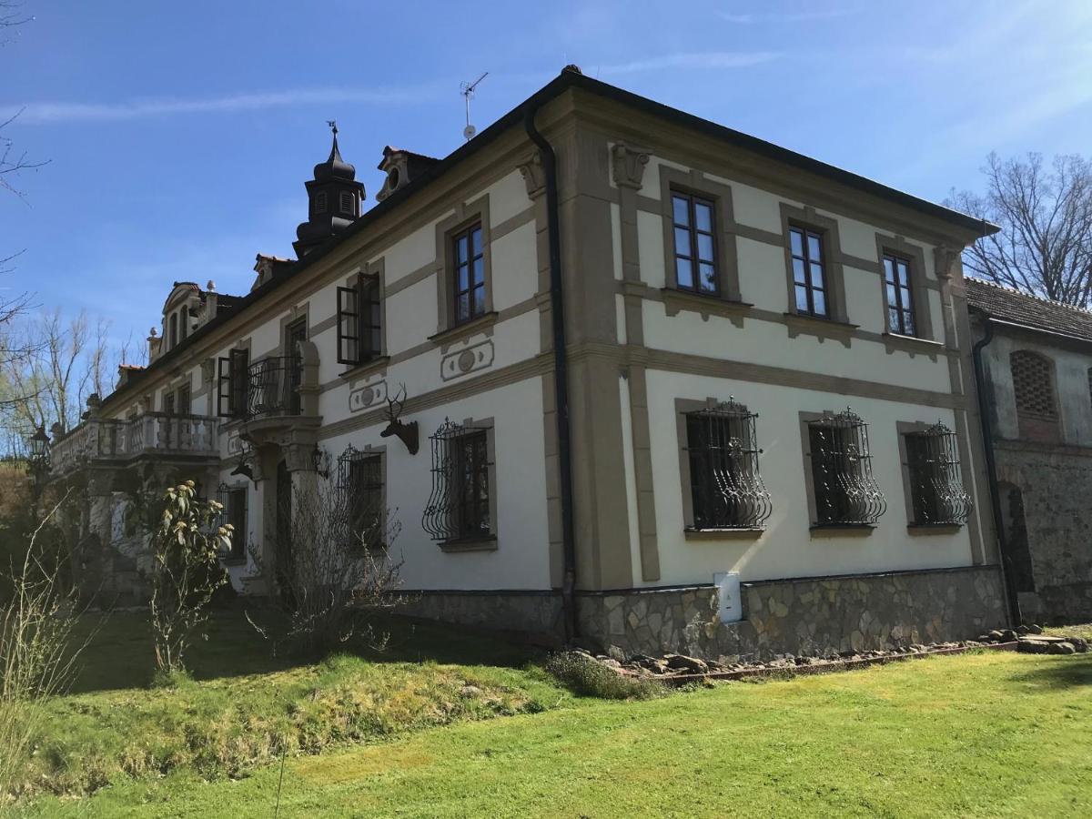 Zamecek Zdiky - Knizeci Apartman Bujanov Extérieur photo