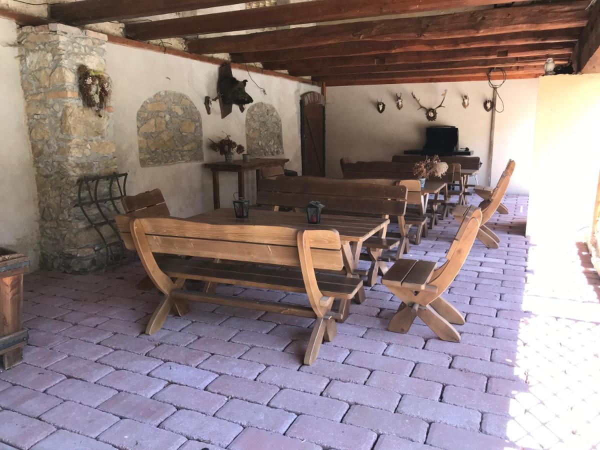 Zamecek Zdiky - Knizeci Apartman Bujanov Extérieur photo